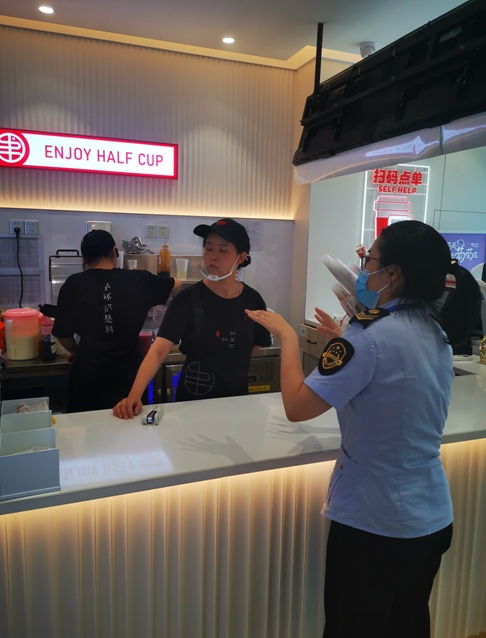 周三“查”餐廳，守護“舌尖上的安全”——聚焦網絡餐飲服務食品安全專項檢查